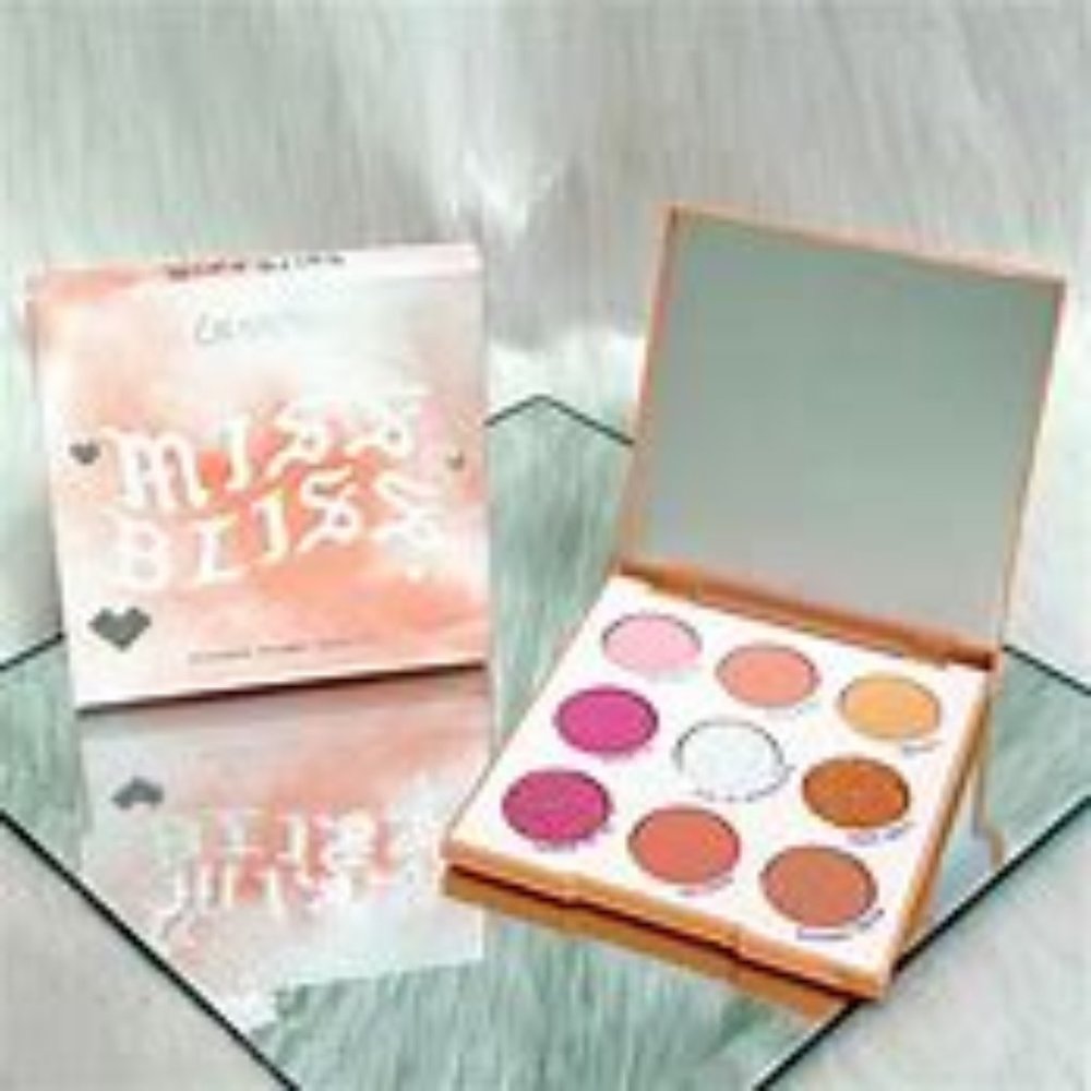 Clourpop: Miss Bliss 9 pan eyeshadow